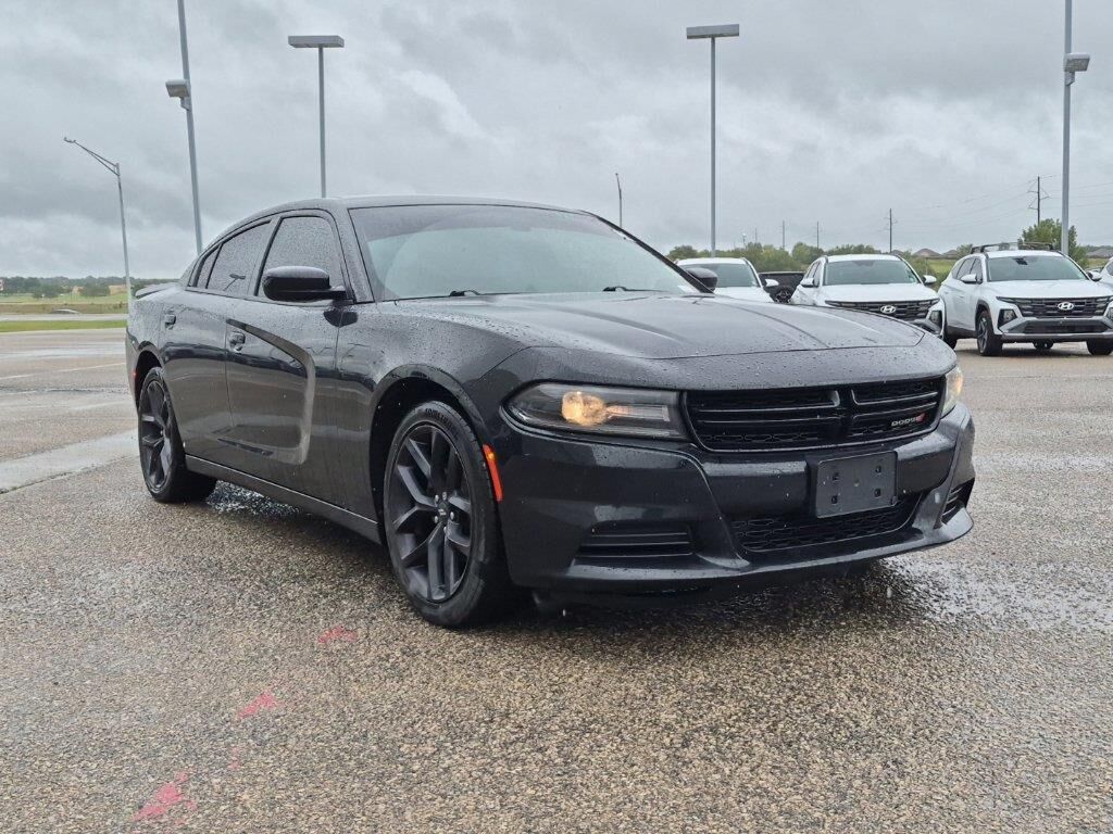 2021 Dodge Charger SXT — photo 1 of 13
