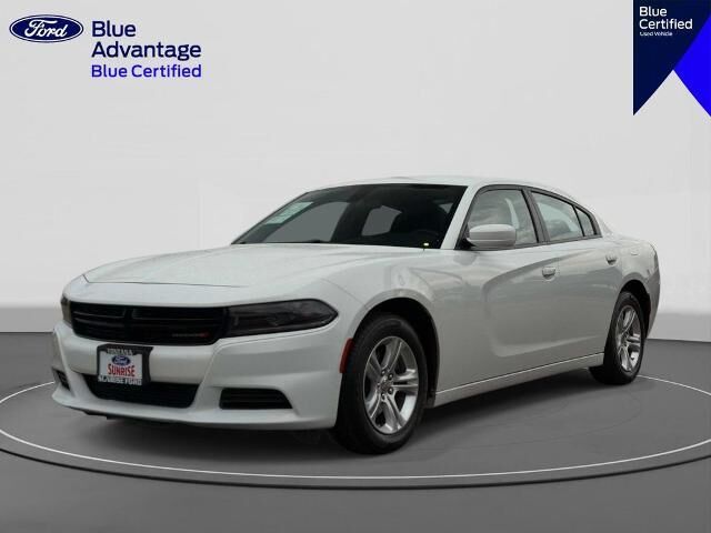 2022 Dodge Charger SXT — photo 1 of 60