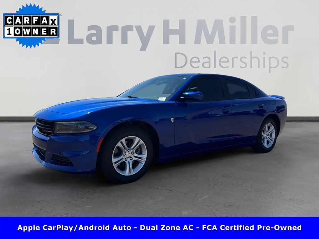 2022 Dodge Charger SXT — photo 1 of 13
