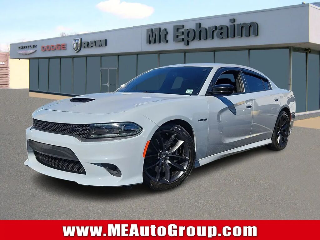 2022 Dodge Charger R/T — photo 1 of 13