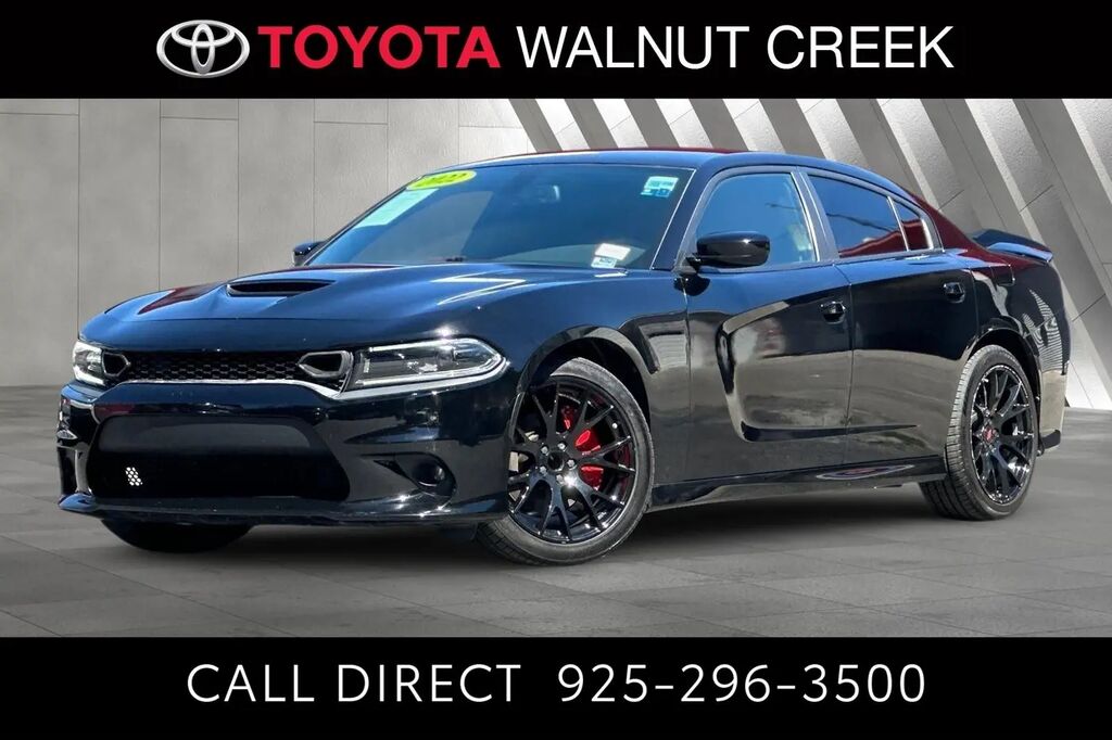 2022 Dodge Charger R/T — photo 1 of 11