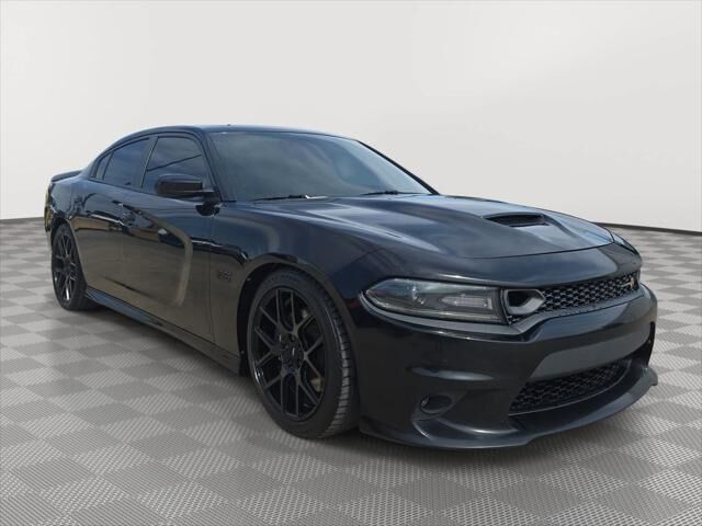 2019 Dodge Charger R/T Scat Pack — photo 1 of 13
