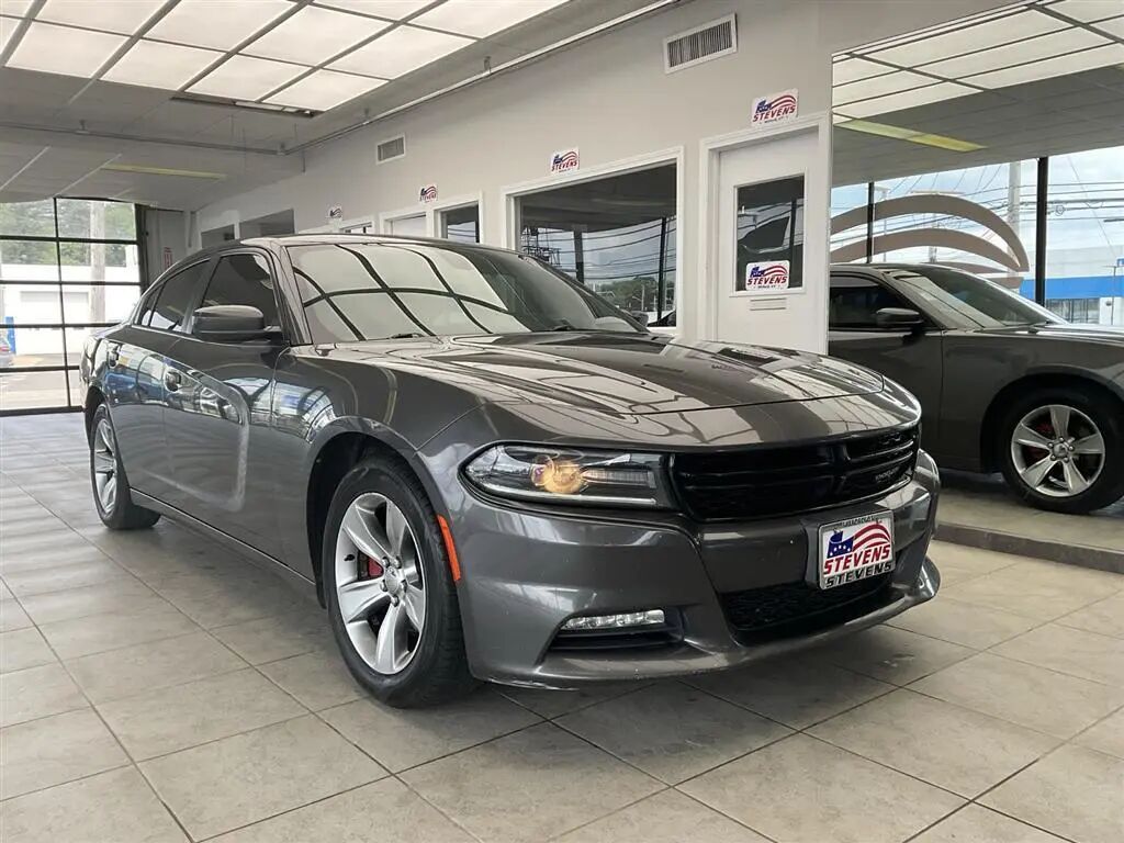 2016 Dodge Charger SXT — photo 1 of 13