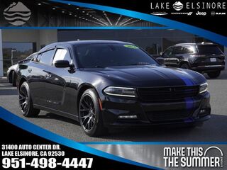 2016 Dodge Charger SXT — photo 1 of 9