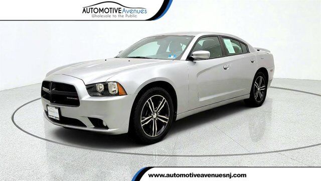 2014 Dodge Charger SXT Plus — photo 1 of 2
