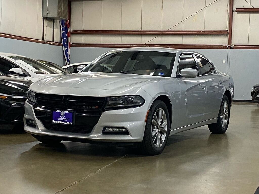 2020 Dodge Charger SXT — photo 1 of 13
