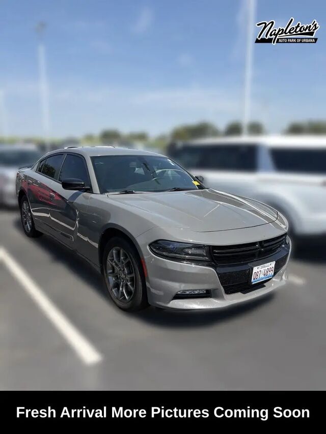 2017 Dodge Charger SXT — photo 1 of 11