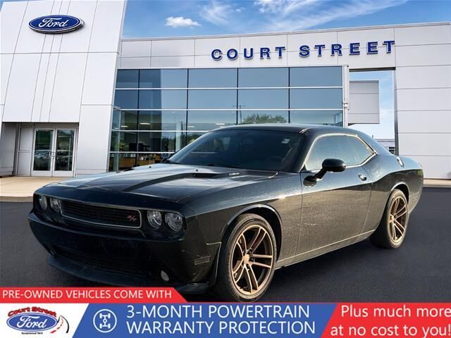 2014 Dodge Challenger R/T — photo 1 of 2