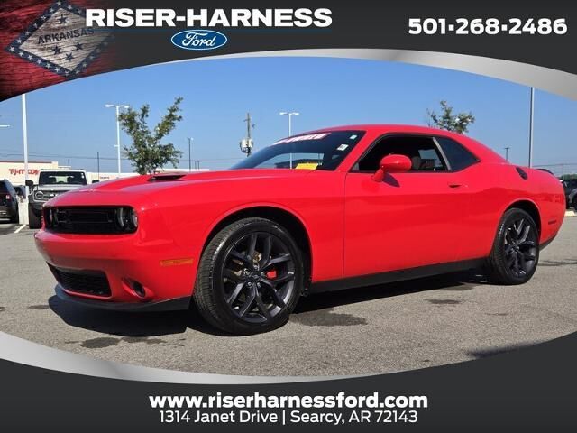 2021 Dodge Challenger SXT — photo 1 of 26