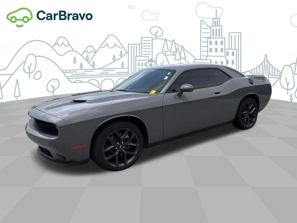 2023 Dodge Challenger SXT — photo 1 of 7