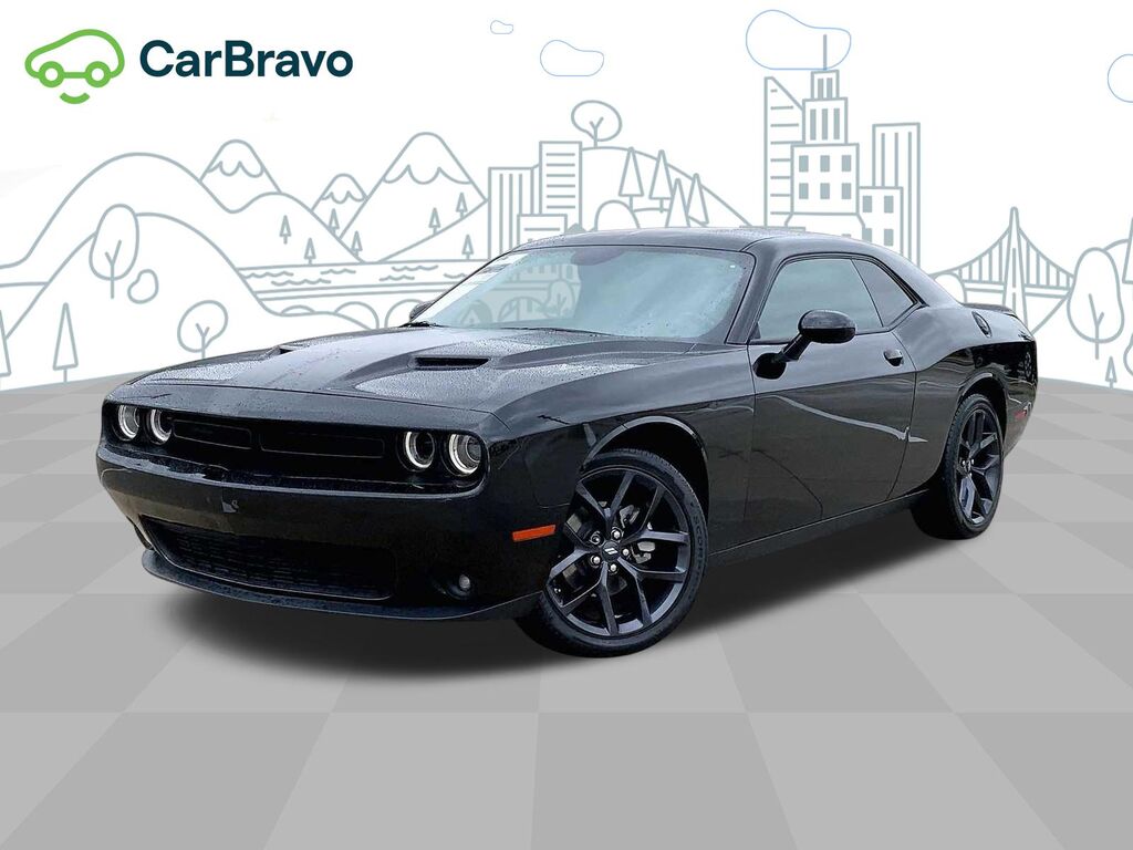 2023 Dodge Challenger SXT — photo 1 of 6