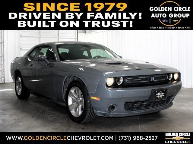 2023 Dodge Challenger SXT — photo 1 of 26
