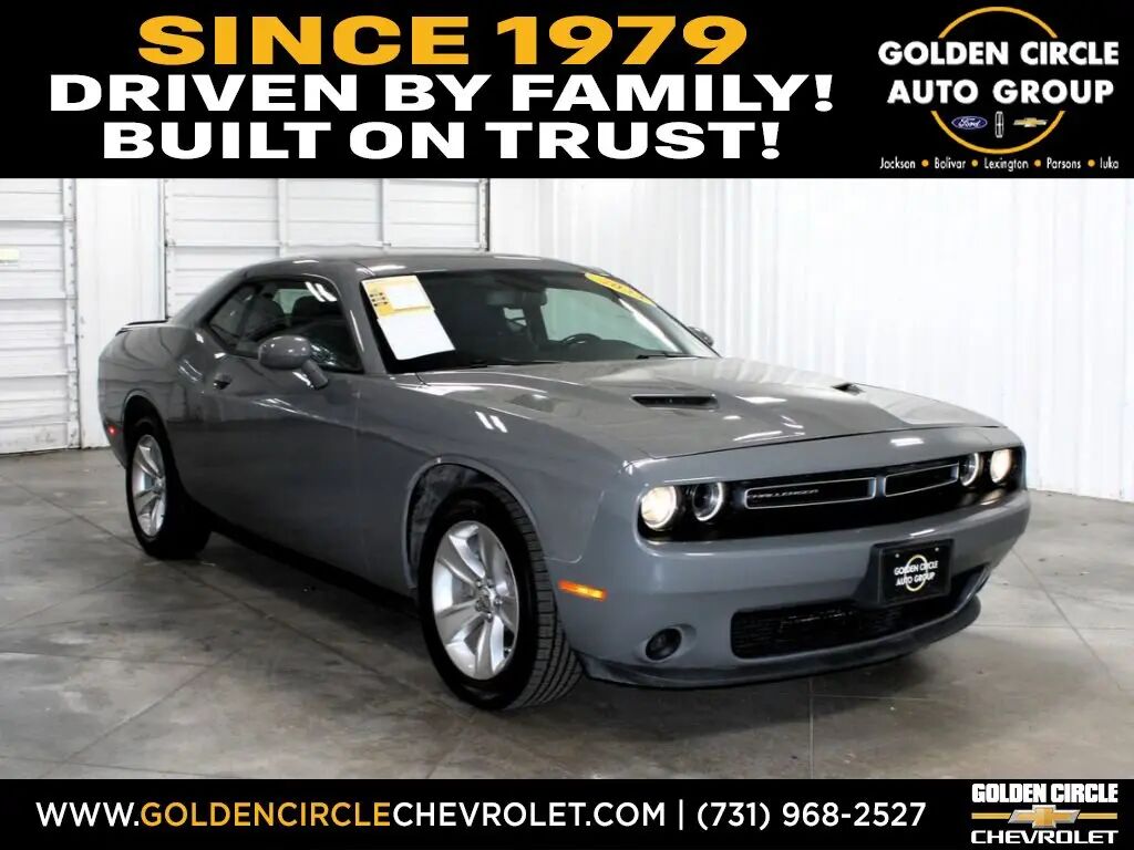 2023 Dodge Challenger SXT — photo 1 of 13