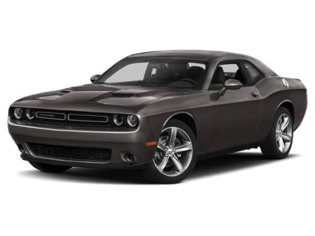 2018 Dodge Challenger SXT — photo 1 of 16