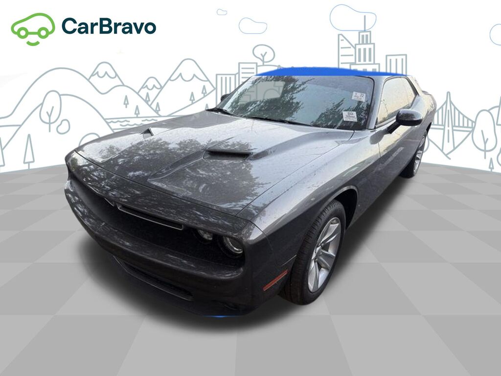 2023 Dodge Challenger SXT — photo 1 of 6