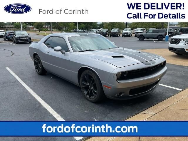 2016 Dodge Challenger SXT