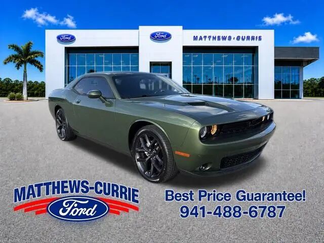 2023 Dodge Challenger SXT — photo 1 of 12