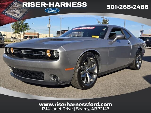 2016 Dodge Challenger SXT