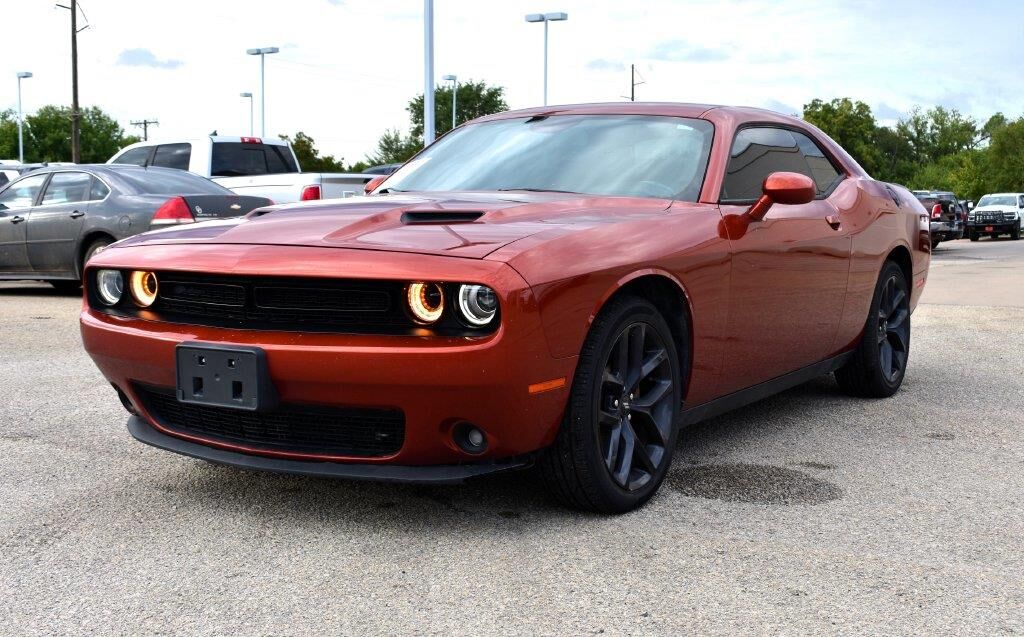 2023 Dodge Challenger SXT — photo 1 of 13