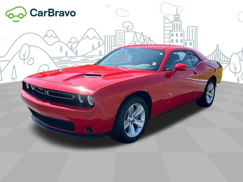 2023 Dodge Challenger SXT — photo 1 of 6