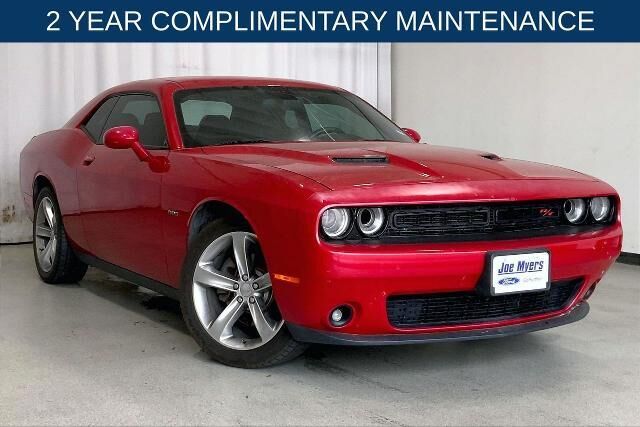 2015 Dodge Challenger R/T — photo 1 of 27