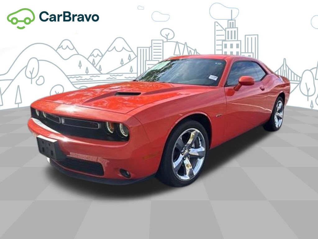 2016 Dodge Challenger R/T — photo 1 of 7