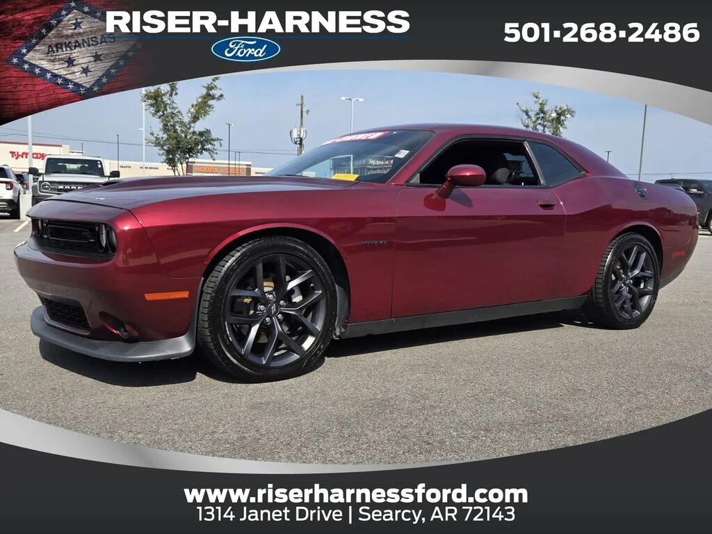 2022 Dodge Challenger R/T — photo 1 of 13