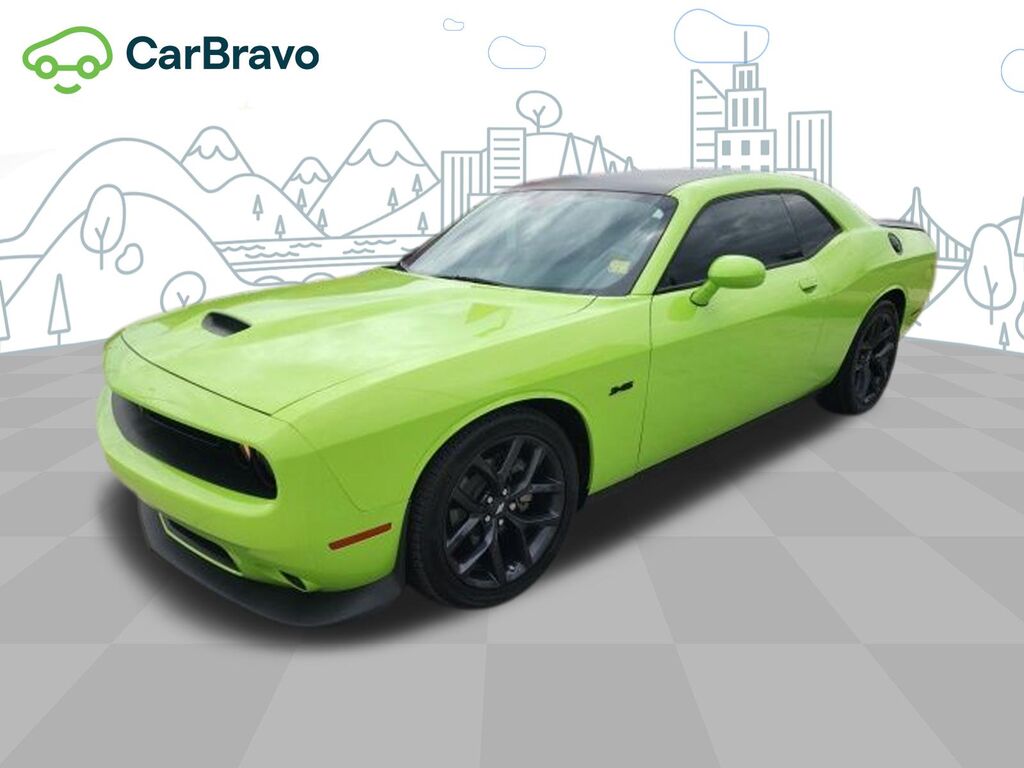 2023 Dodge Challenger R/T — photo 1 of 6