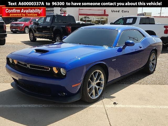 2019 Dodge Challenger R/T — photo 1 of 12