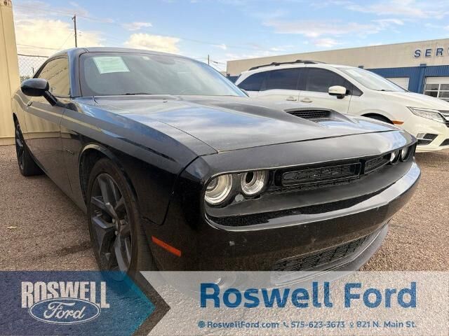 2020 Dodge Challenger R/T — photo 1 of 5