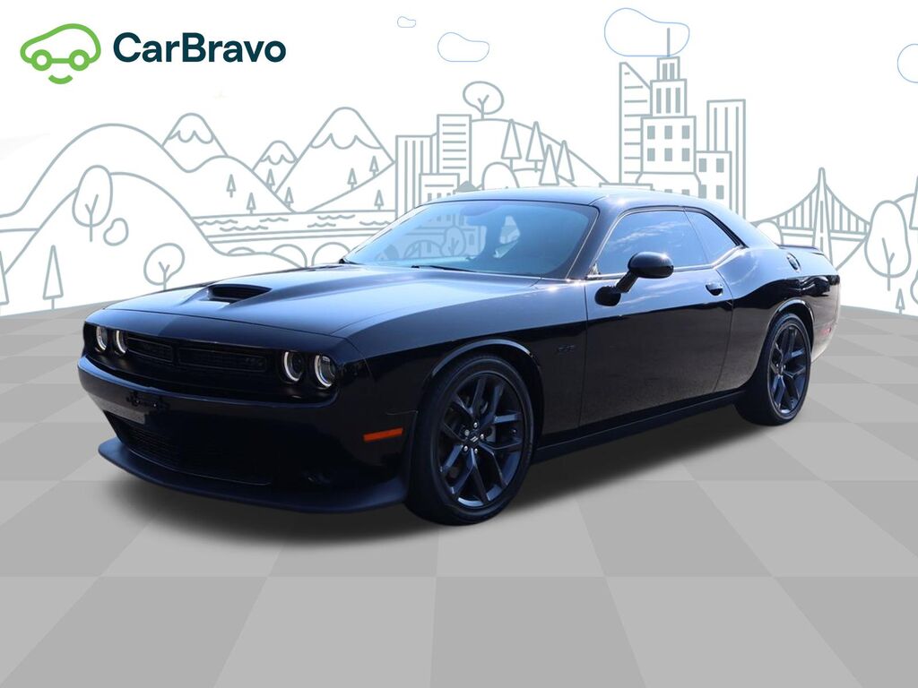 2023 Dodge Challenger R/T — photo 1 of 5