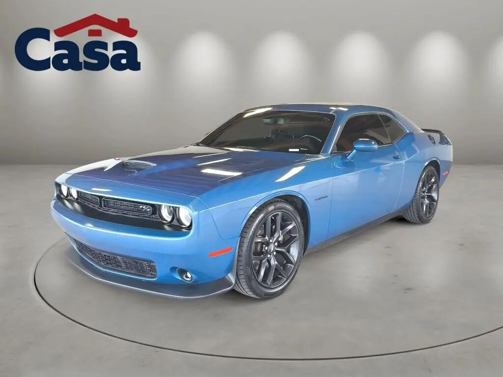 2022 Dodge Challenger R/T — photo 1 of 13
