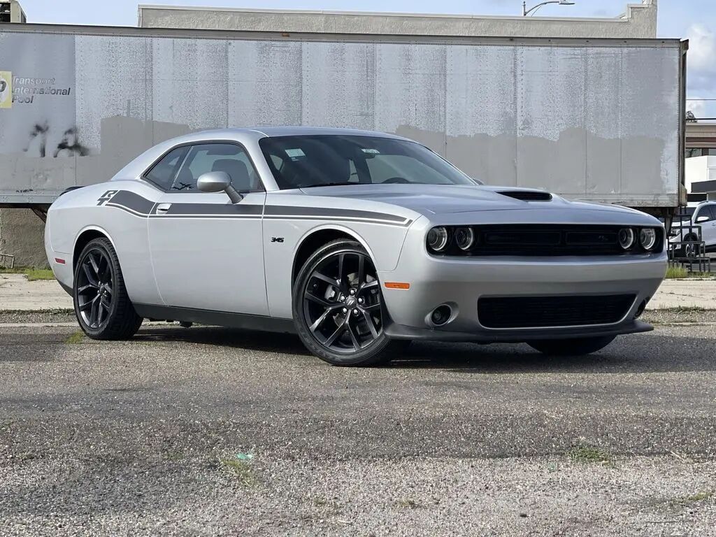 2023 Dodge Challenger R/T — photo 1 of 26