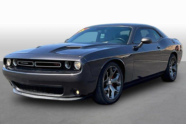 2015 Dodge Challenger R/T Plus — photo 1 of 13