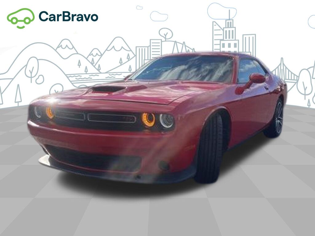 2023 Dodge Challenger R/T — photo 1 of 6