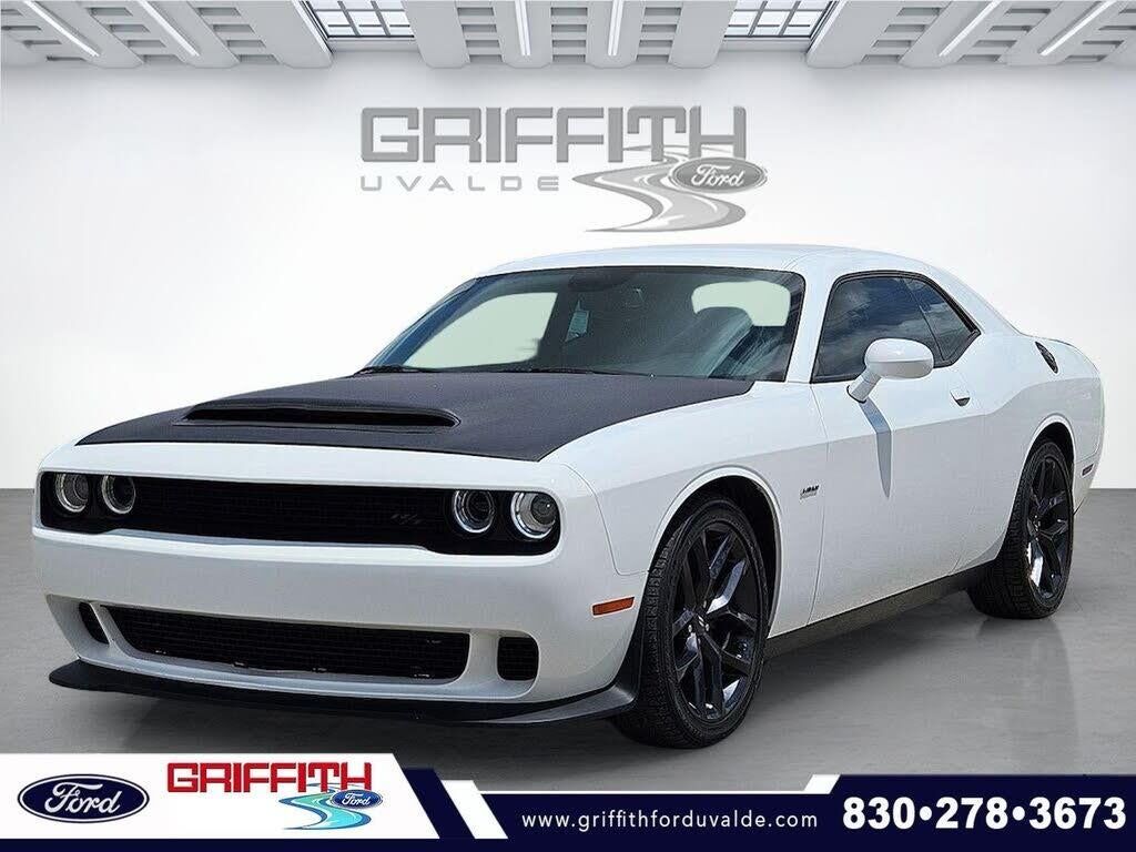 2022 Dodge Challenger R/T — photo 1 of 1