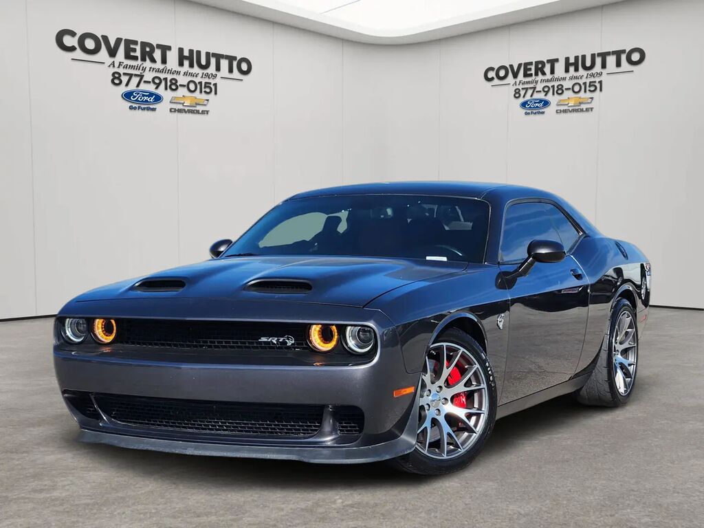 2022 Dodge Challenger SRT Hellcat — photo 1 of 14