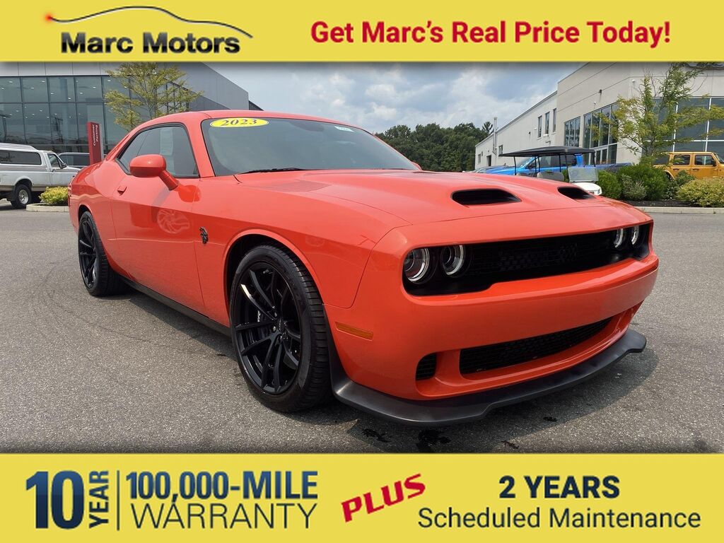 2023 Dodge Challenger SRT Hellcat Jailbreak — photo 1 of 13