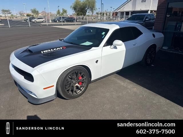 2016 Dodge Challenger SRT Hellcat — photo 1 of 41