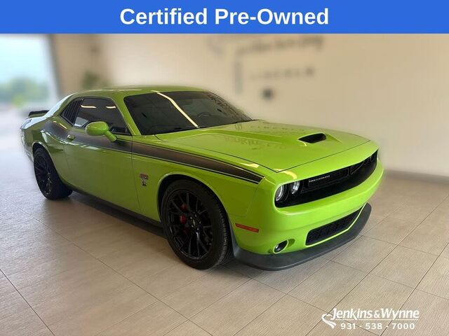2015 Dodge Challenger SRT 392