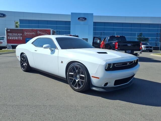2016 Dodge Challenger R/T Scat Pack — photo 1 of 13