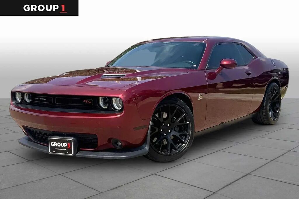 2018 Dodge Challenger R/T Scat Pack — photo 1 of 12