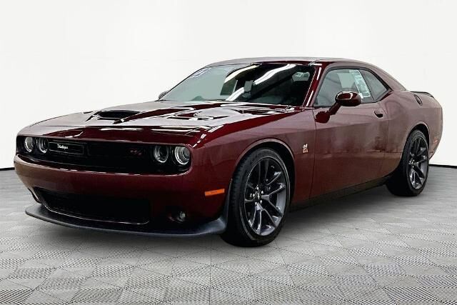 2022 Dodge Challenger R/T Scat Pack — photo 1 of 26