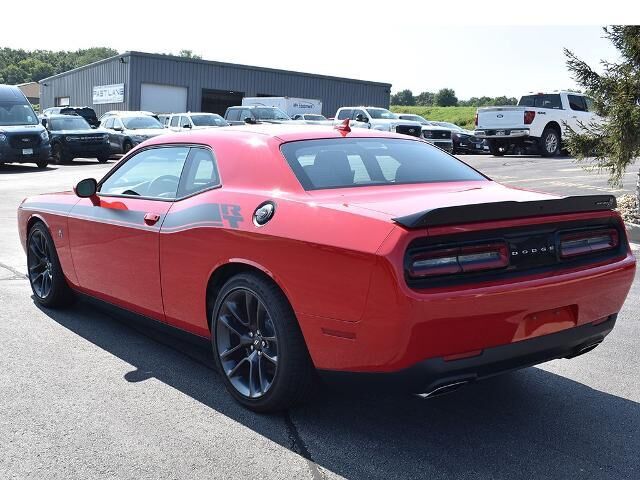 2022 Dodge Challenger R/T Scat Pack — photo 1 of 36