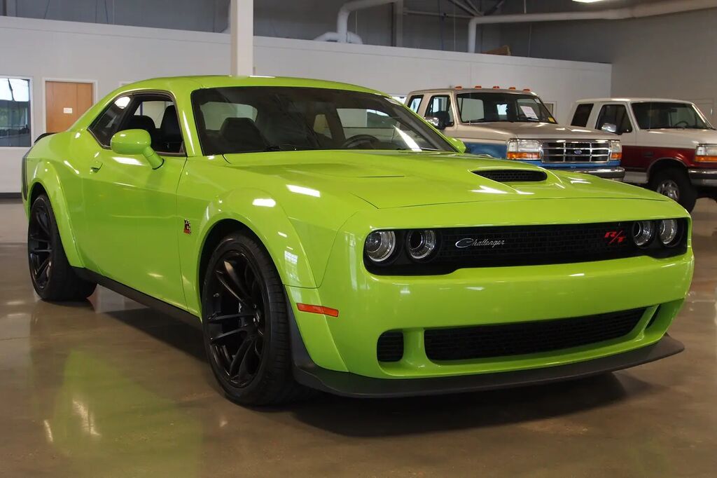 2023 Dodge Challenger R/T Scat Pack — photo 1 of 19