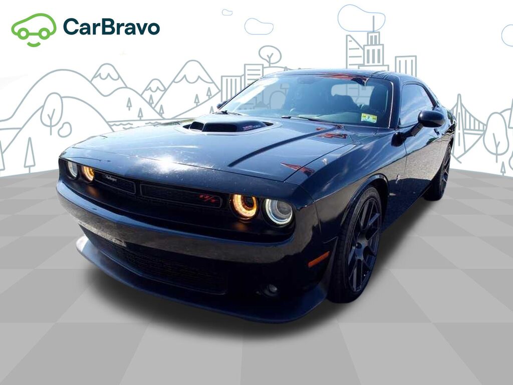 2016 Dodge Challenger 392 Hemi Scat Pack Shaker — photo 1 of 2
