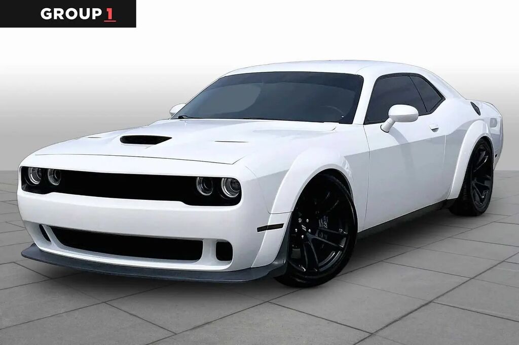 2021 Dodge Challenger R/T Scat Pack — photo 1 of 14