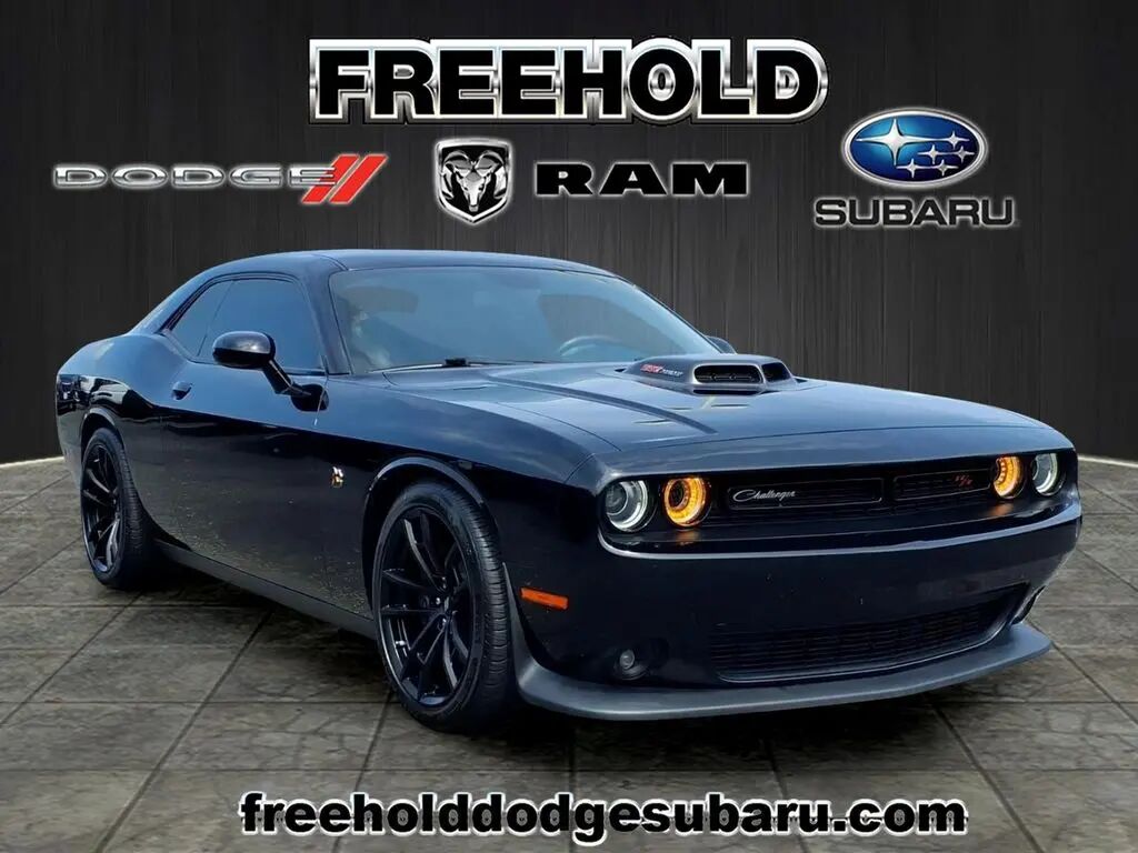 2021 Dodge Challenger R/T Scat Pack — photo 1 of 26