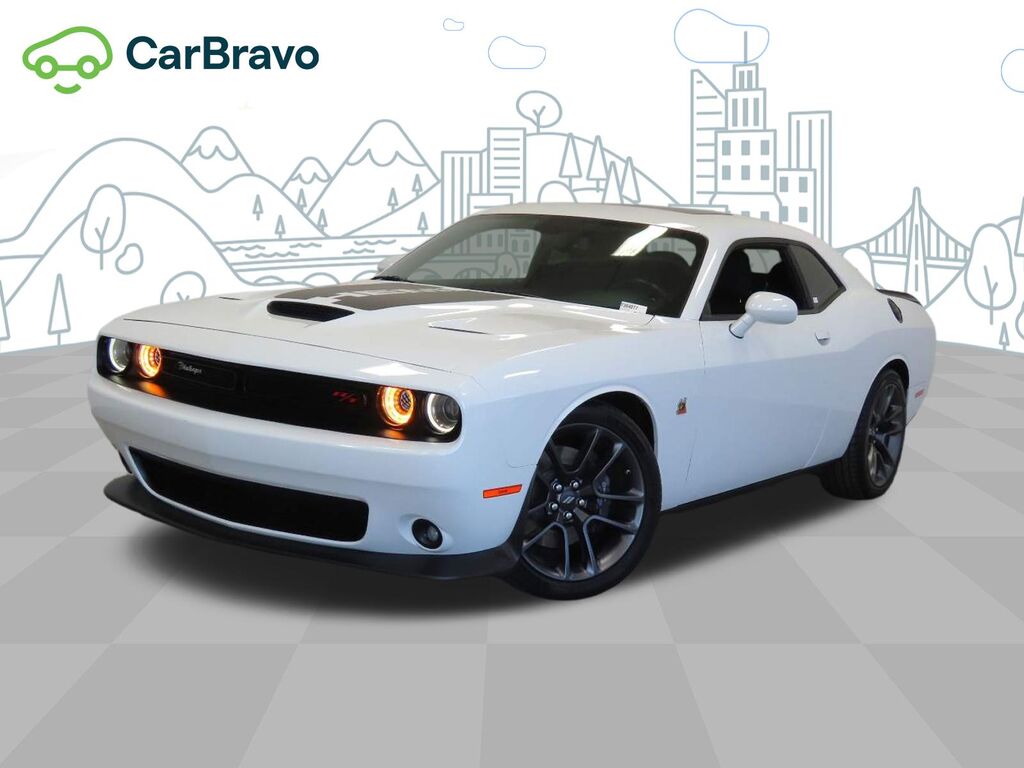 2023 Dodge Challenger R/T Scat Pack — photo 1 of 7