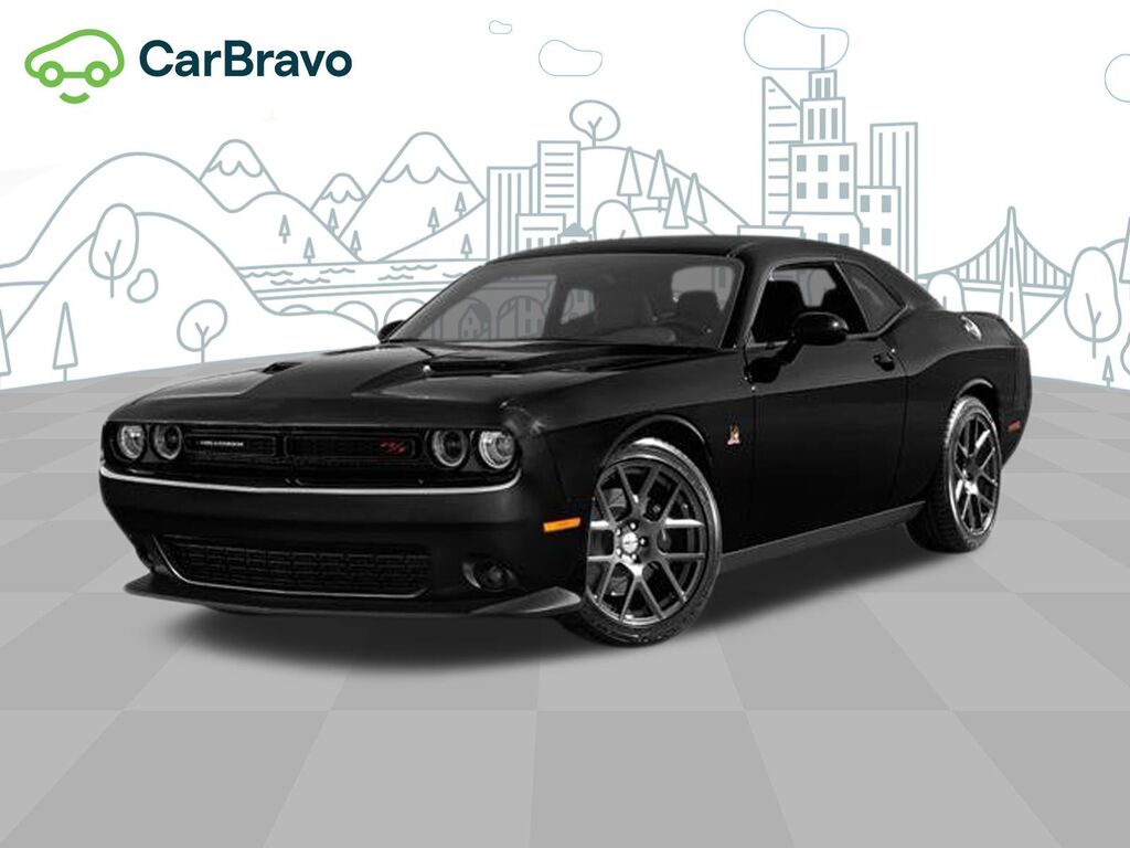 2017 Dodge Challenger R/T Scat Pack — photo 1 of 5